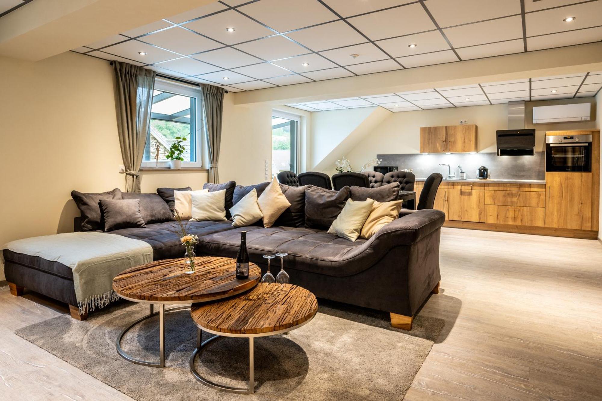 Lang Hotel 4*